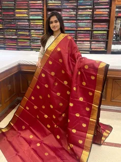 pure-kanchi-silk-saree-maroon-vairaoosi-with-getti-border-and-buttas-sw00000323-a