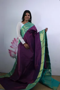 pure-kanchi-korvai-silk-saree-in-purple-with-turquoise-border-and-vairaoosi-design-sw00000326-a