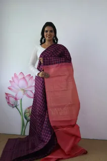 lightweight-borderless-silk-saree-in-purple-with-peach-checks-sw00000350-b
