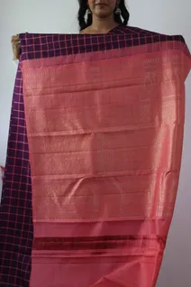 lightweight-borderless-silk-saree-in-purple-with-peach-checks-sw00000350-c