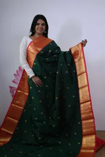 pure-zari-silk-saree-in-bottle-green-with-red-big-border-sw00000309-a