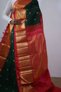 pure-zari-silk-saree-in-bottle-green-with-red-big-border-sw00000309-c