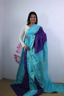 pure-kanchivaram-silk-saree-in-violet-and-sky-blue-with-temple-border-sw00000280-a