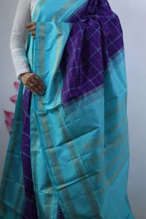 pure-kanchivaram-silk-saree-in-violet-and-sky-blue-with-temple-border-sw00000280-c
