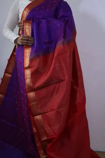 pure-kanchi-silk-saree-with-violet-body-and-red-border-with-peacock-motifs-sw00000376-c