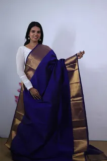 pure-handwoven-silk-cotton-saree-in-royal-blue-with-big-gold-getti-border-sw00000384-a