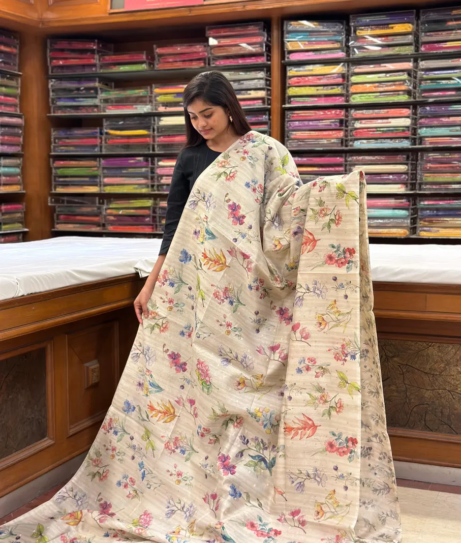 cream-semi-tussar-saree-with-floral-print-and-no-border-sw00000430-a