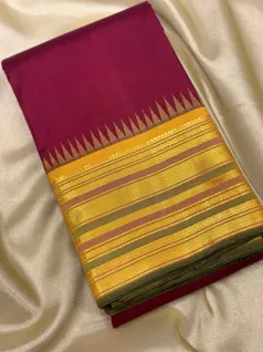 maroon-and-mustard-pure-zari-kanchi-silk-saree-with-temple-border-sw00000455-a