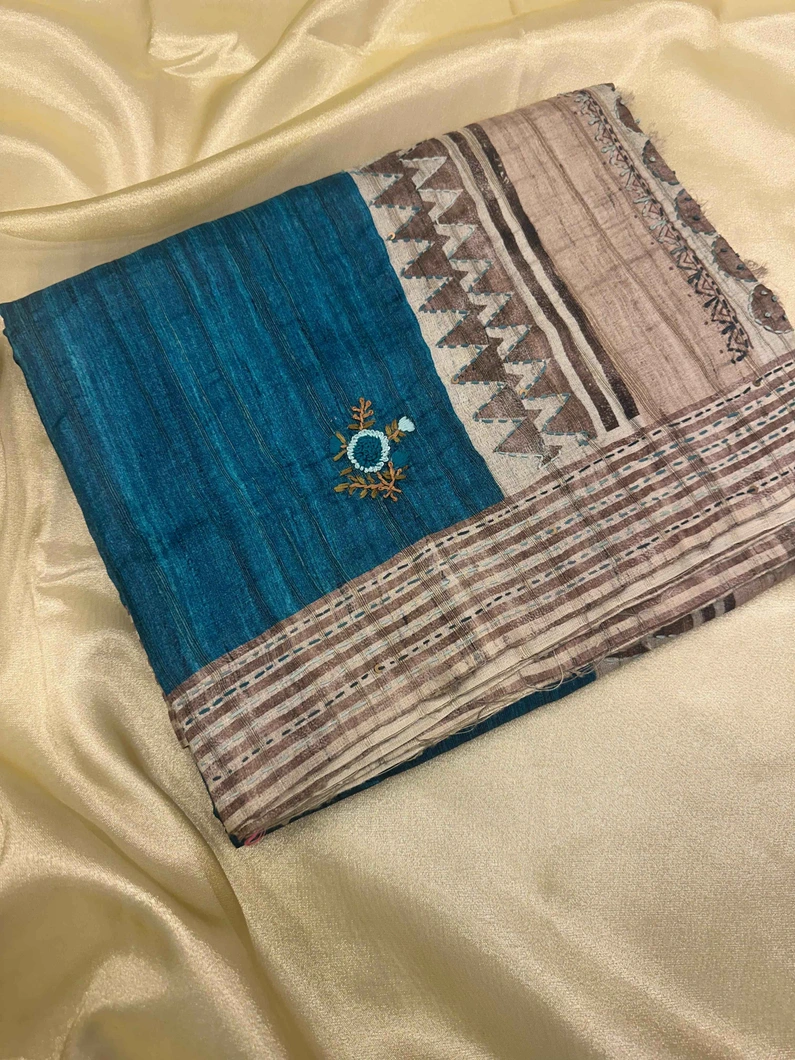 teal-semi-tussar-saree-with-grey-floral-embroidery-work-sw00000497-a