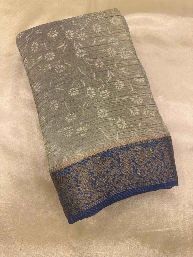 graceful-crushed-tissue-saree-in-cream-with-navy-blue-border-sw00000517-a