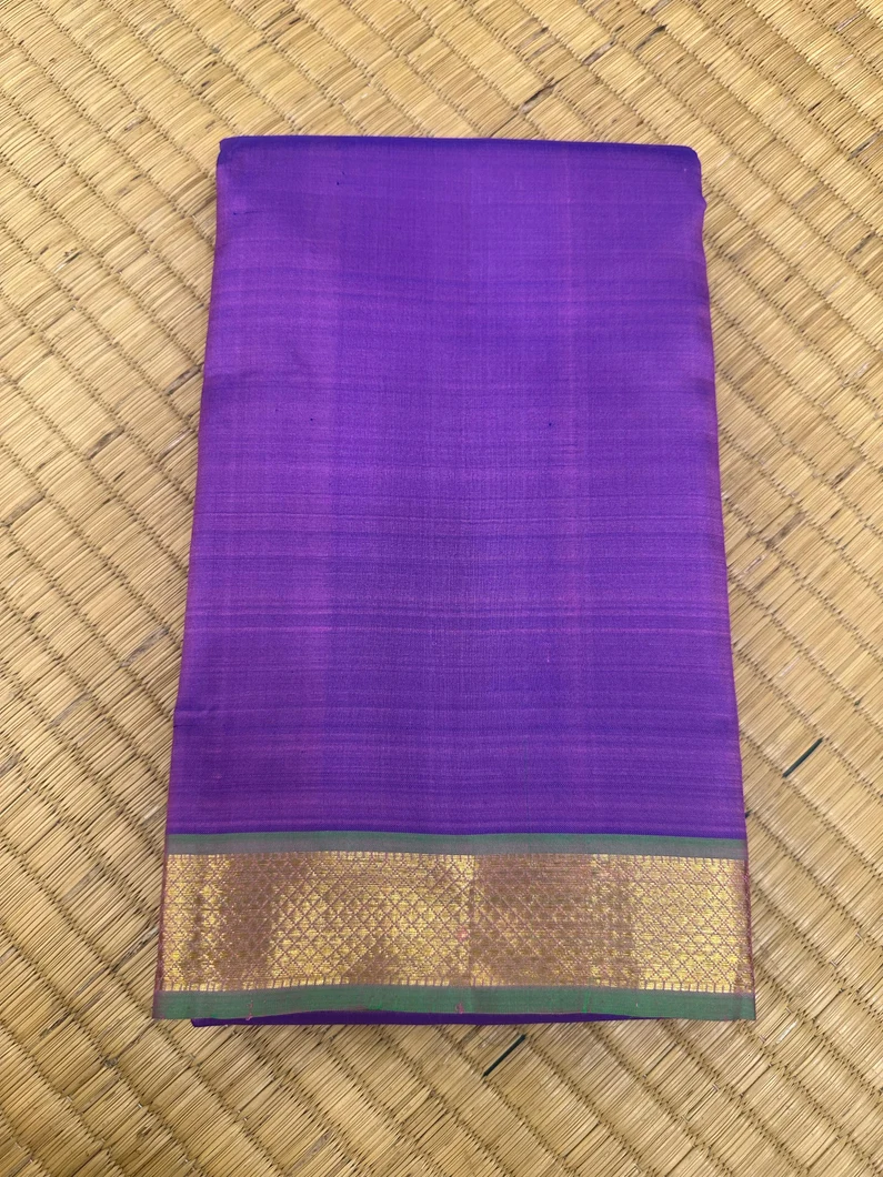 kanchi-silk-saree-in-violet-with-gold-zari-border-and-green-edging-sw00000602-a