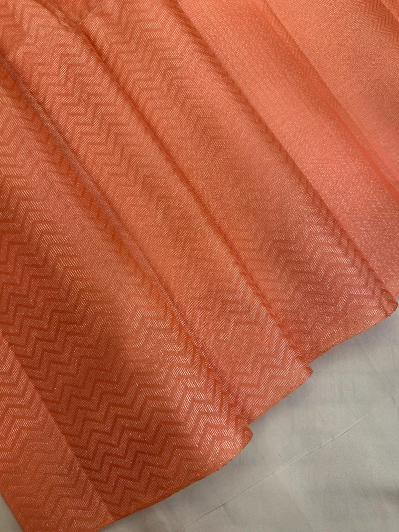 light-weight-silk-saree-in-pastel-peach-all-over-zigzag-woven-pattern-sw00000626-a