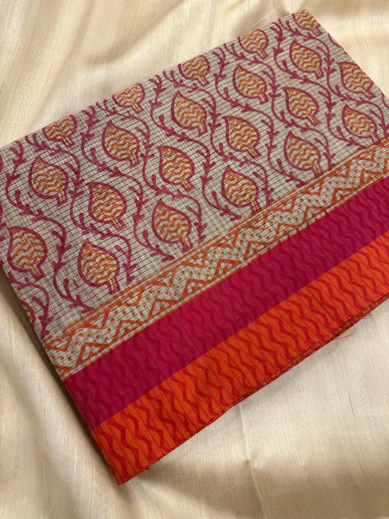 pure-cotton-block-print-ivory-cream-saree-with-dual-blouse-combo-sw00000654-a