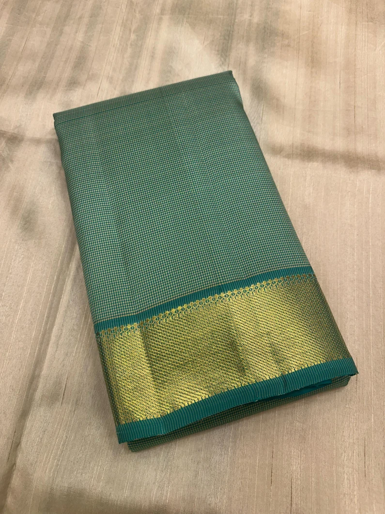 elegant-green-pure-zari-kanchi-silk-saree-with-rich-gold-border-tiny-checks-sw00000701-a