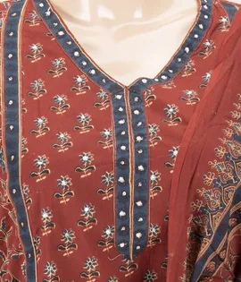 maroon-cotton-3pc-salwar-suit-with-traditional-floral-print-sws00000890-b