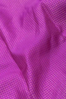 majestic-magenta-pure-zari-kanchi-silk-saree-with-classic-gold-border-sw00000679-c