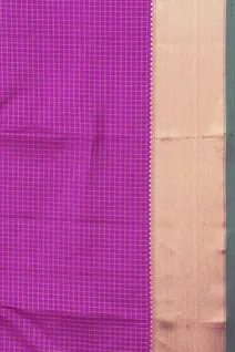 majestic-magenta-pure-zari-kanchi-silk-saree-with-classic-gold-border-sw00000679-d