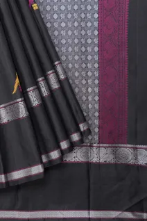 black-beauty-kanchi-silk-saree-with-threadwork-parrot-motifs-sw00000944-b