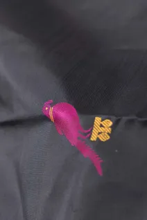 black-beauty-kanchi-silk-saree-with-threadwork-parrot-motifs-sw00000944-c