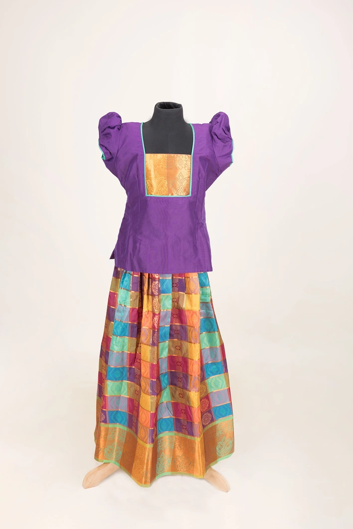 violet-palum-pazhamum-pattu-kattam-silk-paavadai-set-skp000001051-a