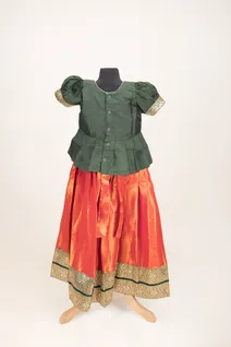 silk-cotton-pattu-paavadai-bottle-green-rust-orange-skp000001055-c