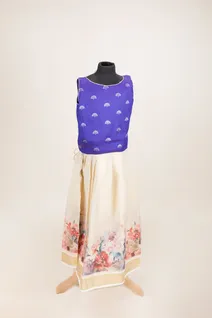 royal-blue-ivory-floral-silk-cotton-pattu-paavadai-skp000001057-a