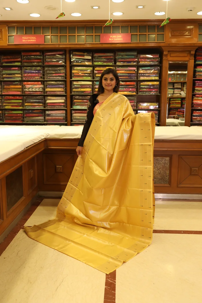 golden-tissue-silk-saree-with-parrot-motif-pallu-sw000001180-a