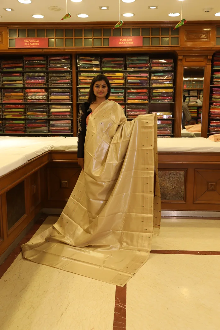 cream-tissue-saree-with-parrot-motif-pallu-sw000001183-a