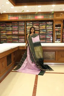 lavender-pure-zari-kanchi-silk-saree-with-dark-green-border-sw00000938-f