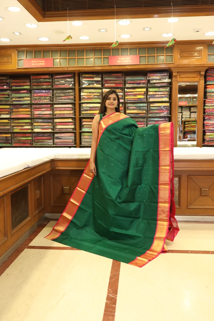 pure-zari-silk-saree-dark-green-with-red-border-sw000001238-a
