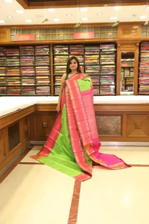 pure-zari-silk-saree-parrot-green-with-orange-pink-rettai-pettu-border-sw000001239-b