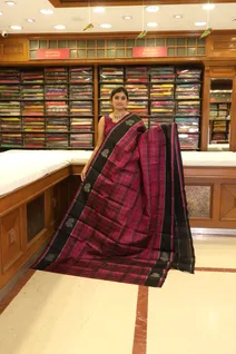 lightweight-silk-saree-in-magenta-with-black-contrast-sw000001262-a