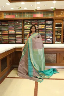 lightweight-silk-saree-in-grey-with-turquoise-blue-vairaoosi-pattern-sw000001273-b