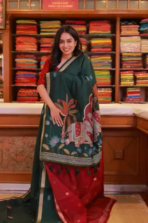 bottle-green-fancy-cotton-saree-with-magenta-lotus-motifs-sw000001552-b