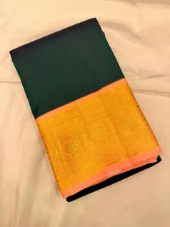 pure-kanchi-silk-saree-bottle-green-with-peach-broad-border-sw000001601-a