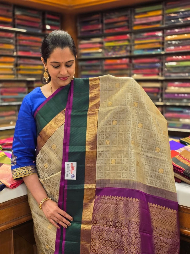 pure-kanchi-silk-saree-elaichi-green-with-purple-thread-work-sw000001610-a