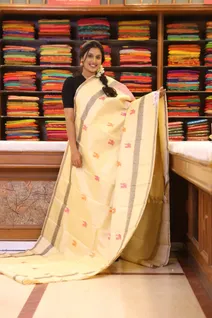 half-white-kanchi-silk-saree-with-intricate-thread-work-01728-a