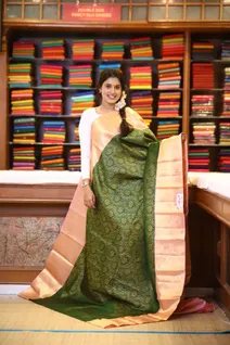kanchivaram-bridal-bottle-green-baby-peach-brocade-sw000001784-a