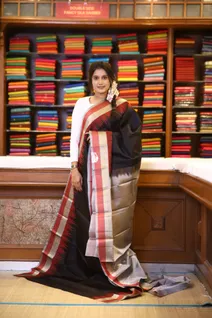 lightweight-silk-saree-in-black-red-with-rettai-pettu-temple-border-sw000001797-b
