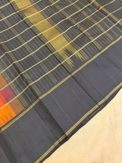 pure-kanchi-silk-saree-in-pazhum-pazhamum-with-black-temple-border-sw000001836-c