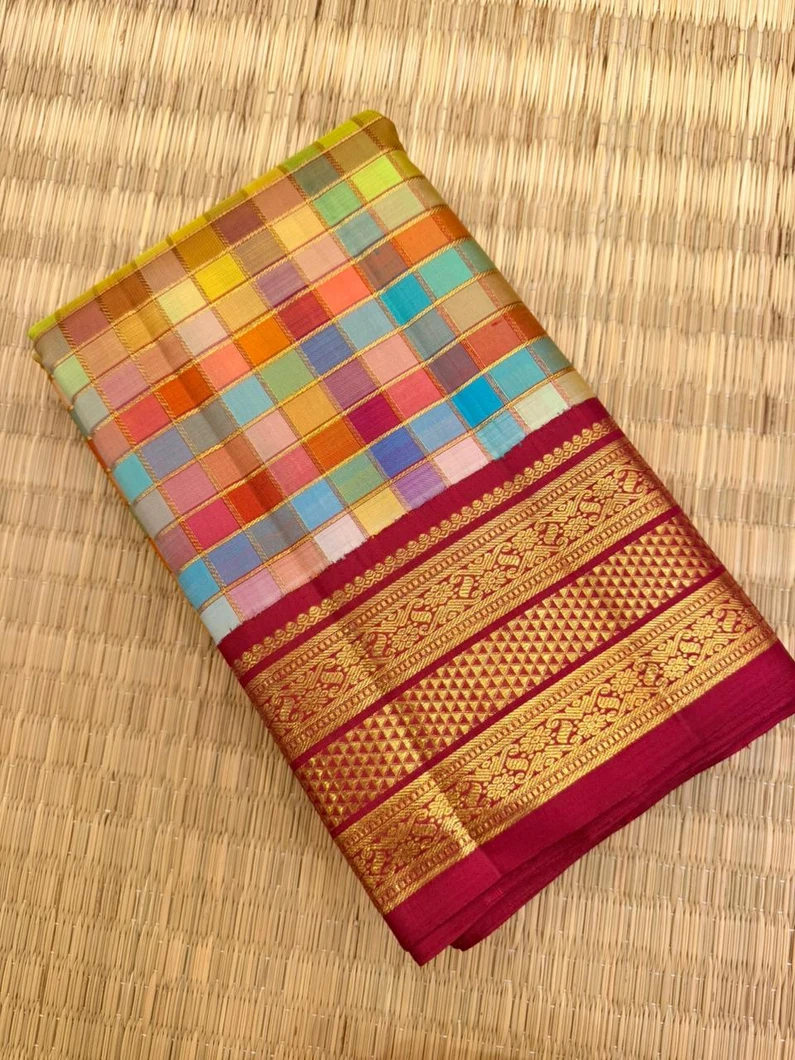 pure-kanchi-silk-saree-in-pazhum-pazhamum-with-maroon-border-sw000001837-a