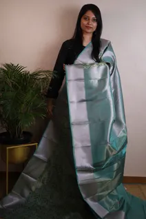 chic-printed-semi-silk-saree-in-green-and-grey-zigzag-design-sw00000126-b