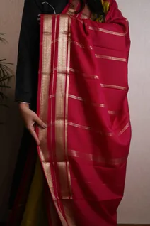 exquisite-mysore-crepe-silk-saree-in-mehandi-and-magenta-sw00000140-c