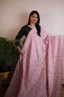 delicate-semi-tussar-saree-in-baby-pink-with-bird-motifs-sw00000151-a