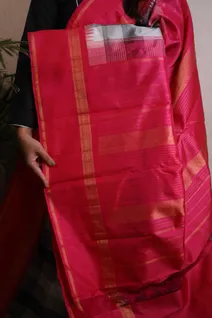 pure-zari-silk-saree-in-grey-black-and-white-with-checks-and-pink-temple-border-sw00000160-c