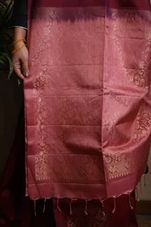 lightweight-silk-saree-in-maroon-with-pastel-pink-accents-sw00000172-c