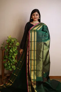 bottle-green-self-body-zari-checks-pure-kanchi-silk-saree-sw0000057-b