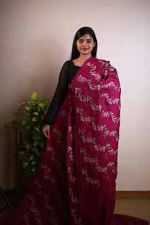 semi-tussar-silk-saree-in-magenta-with-floral-design-sw0000068-b