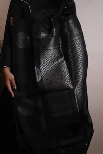 lightweight-silk-saree-in-black-with-silver-zari-sw00000185-c