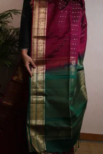 lightweight-silk-saree-in-magenta-and-dark-green-sw00000190-c